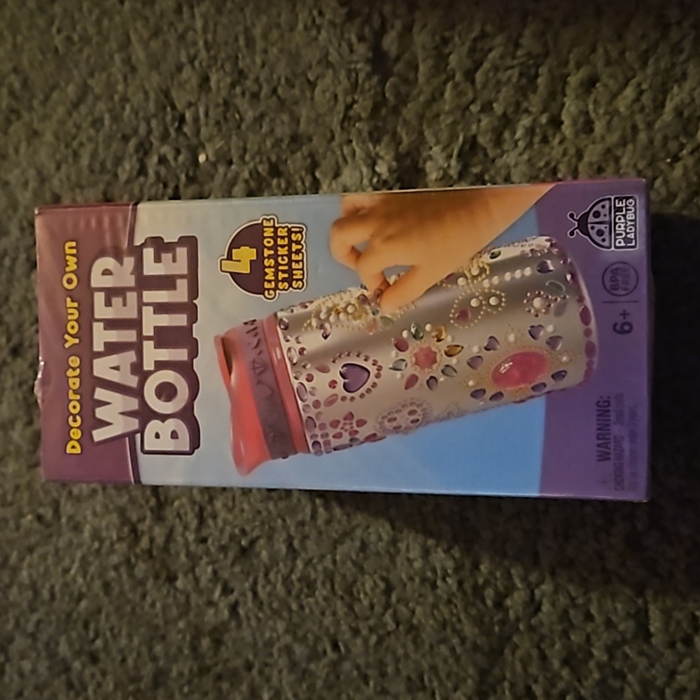 Decorate your own water bottle